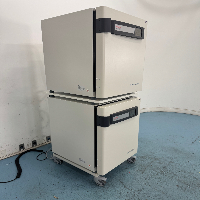 Thermo Scientific Heracell Vios 160i Doublestack CO2 Incubator image 0